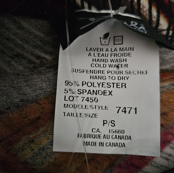 Multicolor Abstract Women's Top - Picture 7 of 7